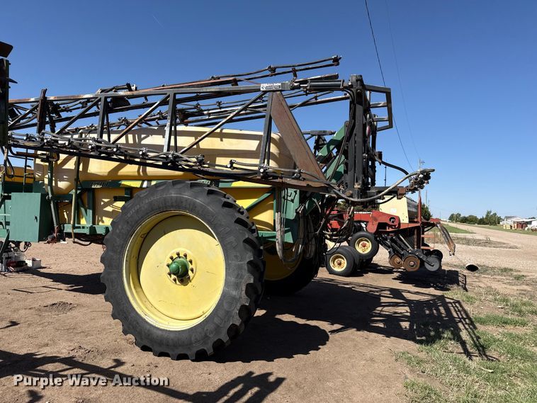 image for item DH1999 Redball 680 sprayer