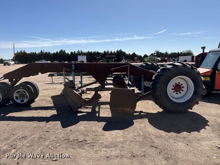 image for item DS6790 Shop Built  pull type grader