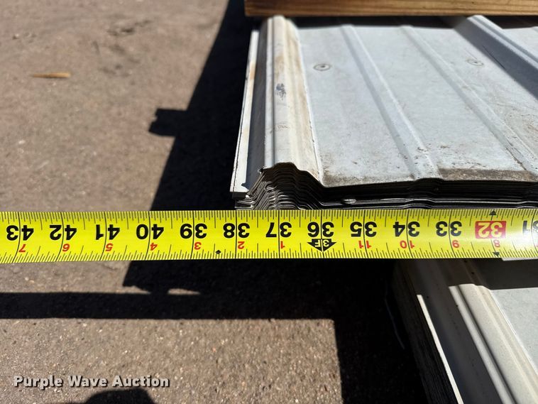 image for item DS6792 (100) sheets of metal siding/roofing