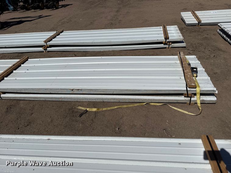 image for item DS6793 (100) sheets of metal siding/roofing