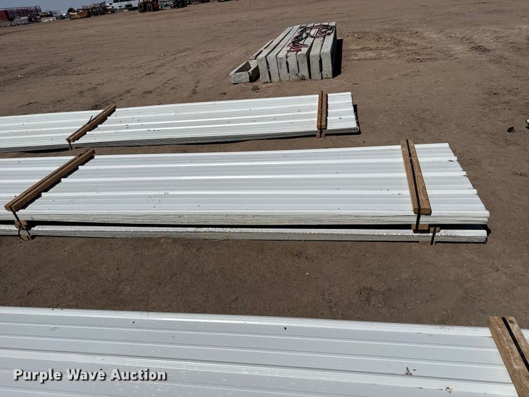 image for item DS6797 (100) sheets of metal siding/roofing