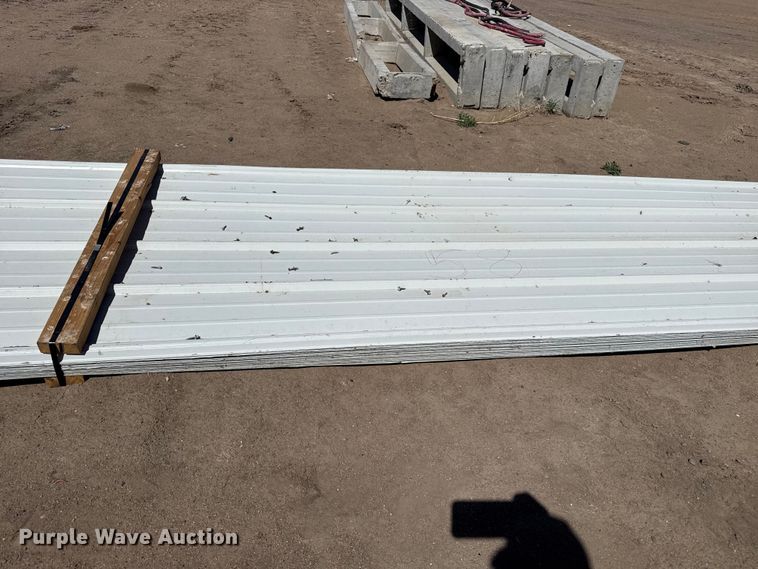 image for item DS6798 (58) sheets of metal siding/roofing