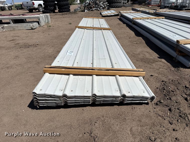 image for item DS6798 (58) sheets of metal siding/roofing