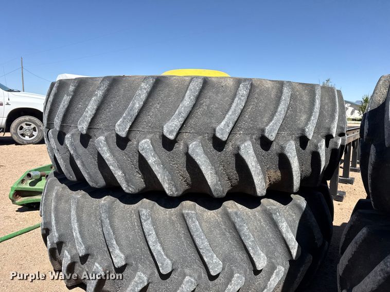 image for item DS6800 John Deere 520/85R42 tires and wheels