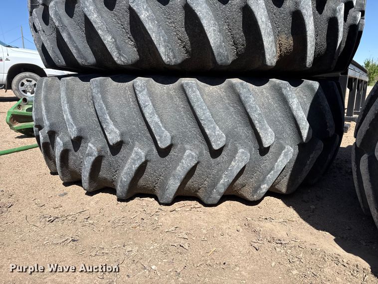 image for item DS6800 John Deere 520/85R42 tires and wheels