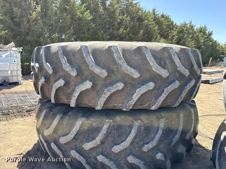 image for item DS6801 John Deere 520/85R42 tires and wheels