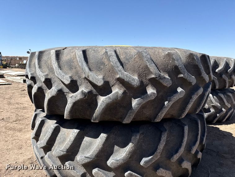 image for item DS6801 John Deere 520/85R42 tires and wheels