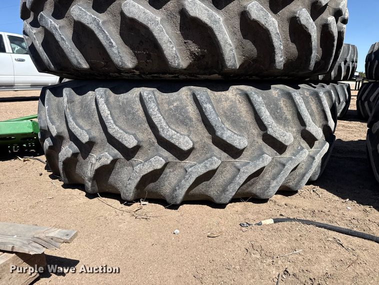 image for item DS6801 John Deere 520/85R42 tires and wheels