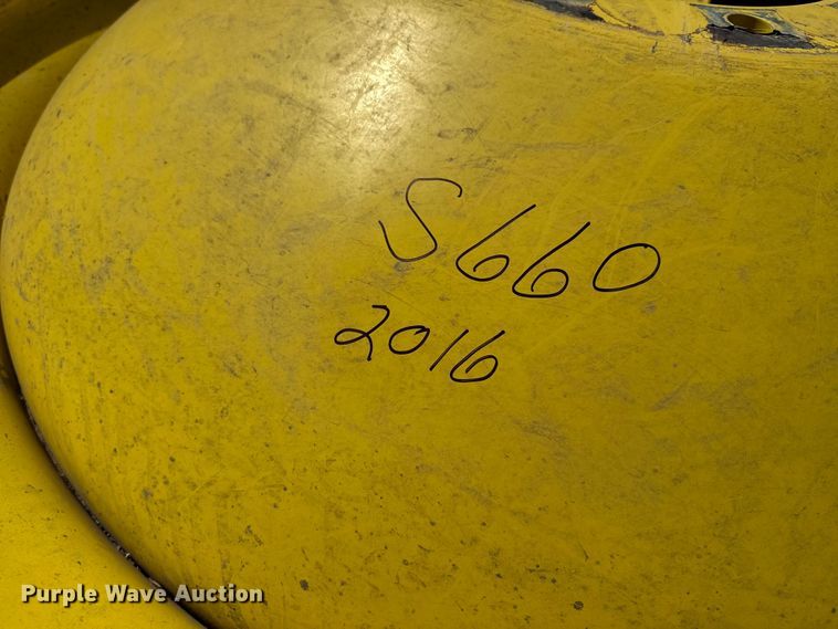 image for item DS6801 John Deere 520/85R42 tires and wheels