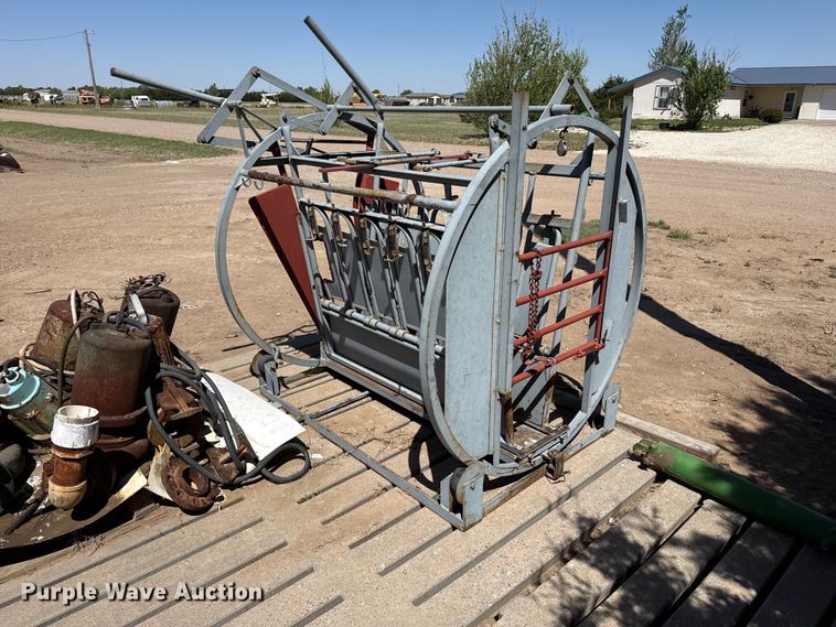 image for item DS6803 Filson Mfg squeeze chute