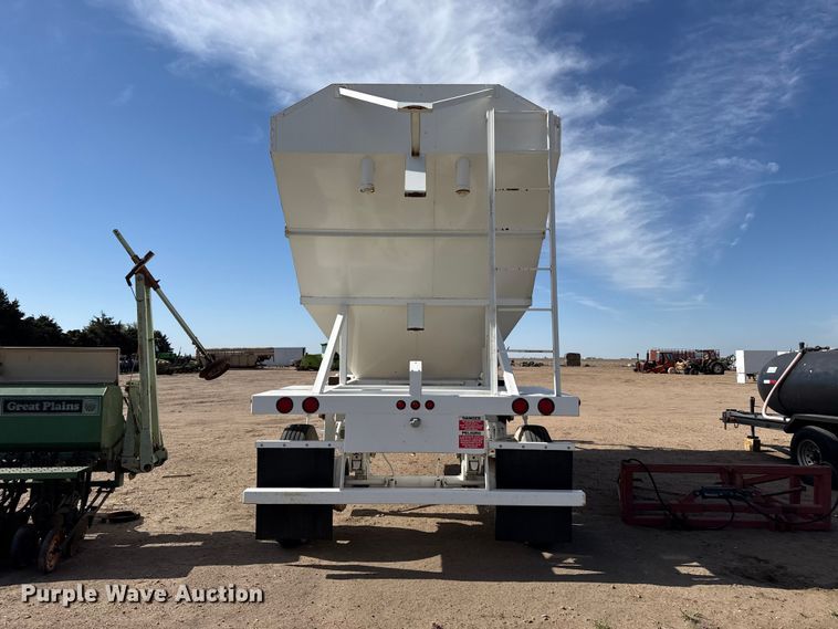 image for item DS6804 CT Fabrication tank trailer