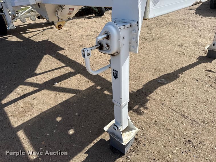 image for item DS6804 CT Fabrication tank trailer