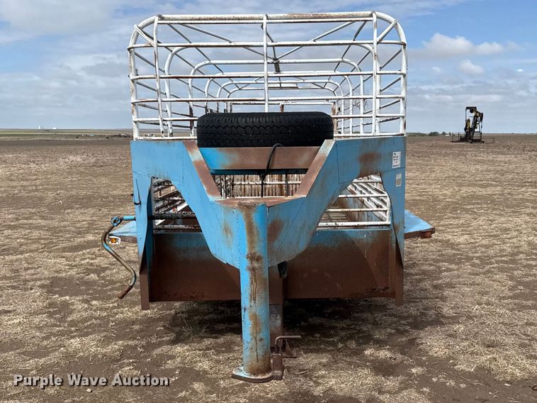 image for item DS6815 1975 Neckover livestock trailer
