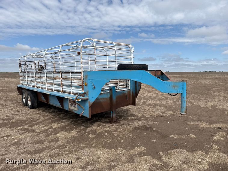 image for item DS6815 1975 Neckover livestock trailer