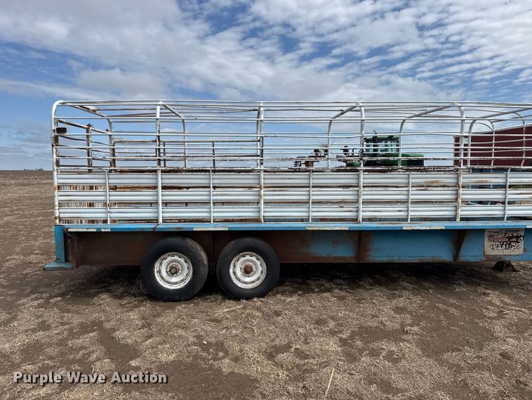 image for item DS6815 1975 Neckover livestock trailer