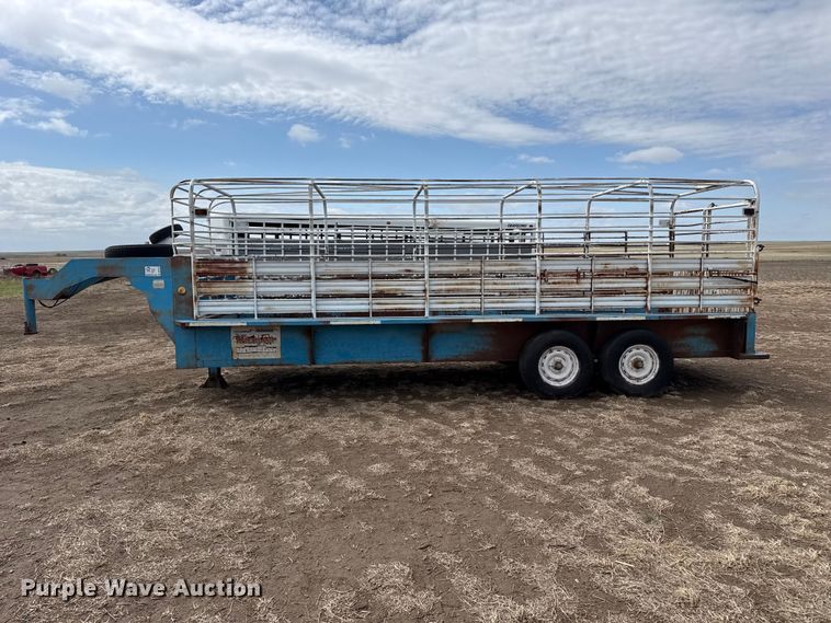 image for item DS6815 1975 Neckover livestock trailer