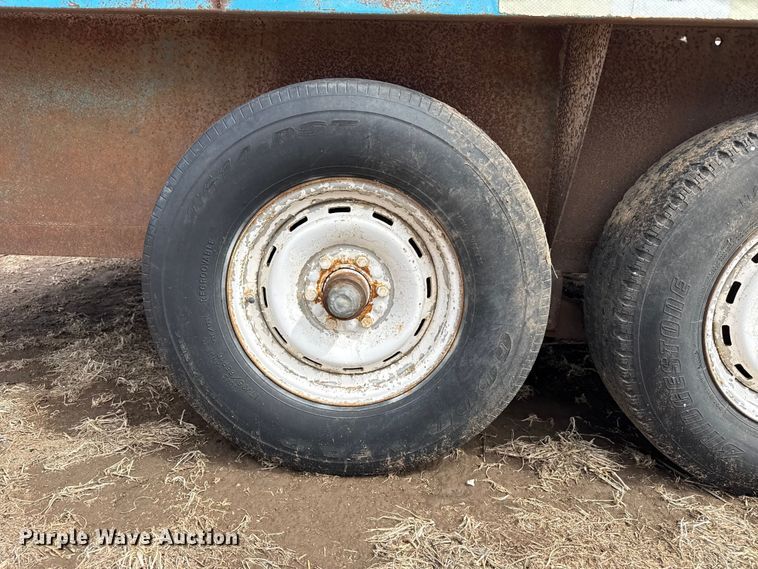 image for item DS6815 1975 Neckover livestock trailer