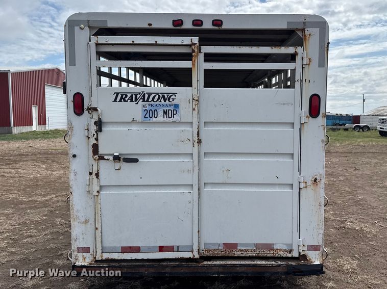 image for item DS6816 2005 Gooseneck Travalong livestock trailer