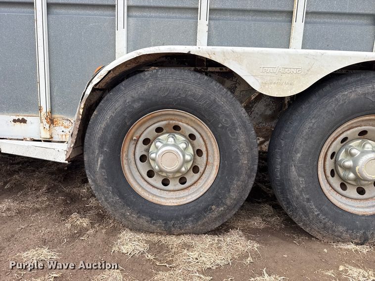 image for item DS6816 2005 Gooseneck Travalong livestock trailer
