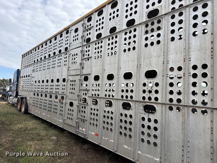 image for item DS6819 1992 Merritt F48X102X9XCX18X018XC0 livestock trailer