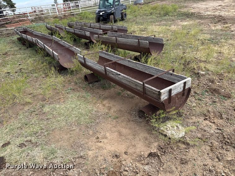image for item DS6820 (9) feed bunks