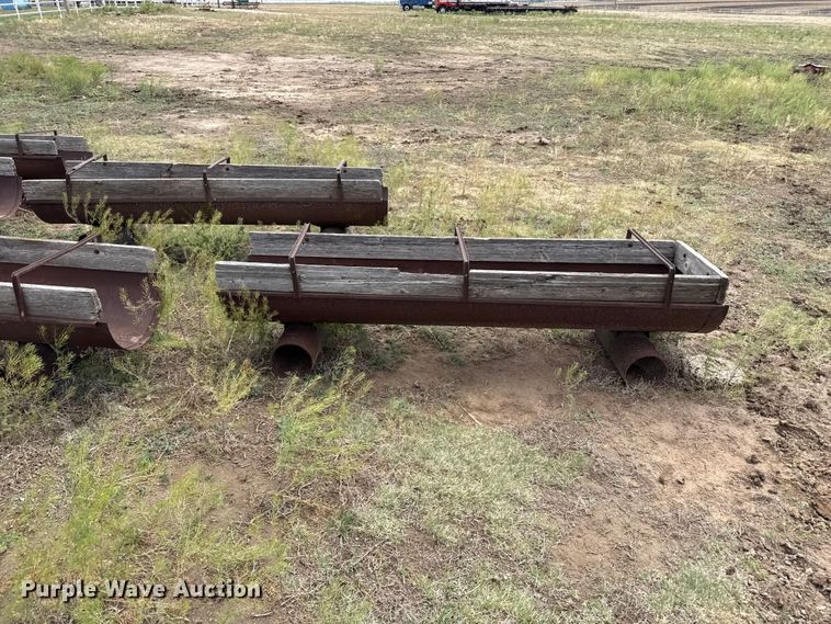 image for item DS6820 (9) feed bunks