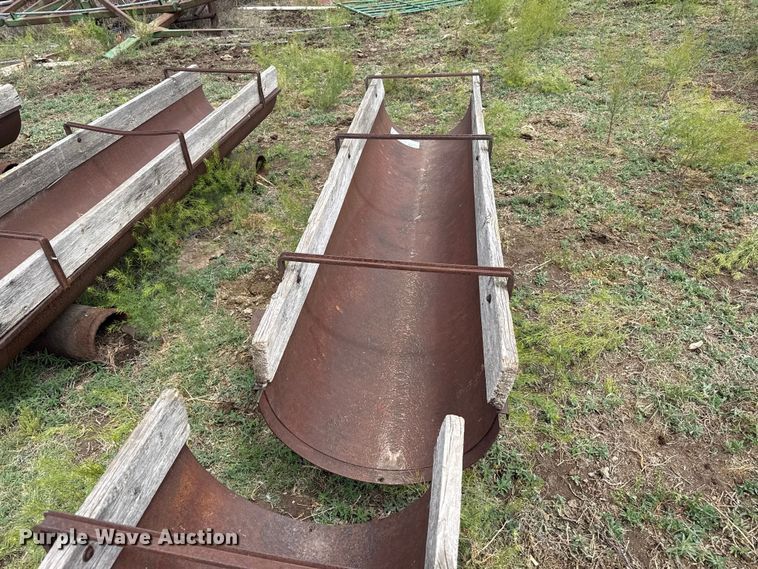 image for item DS6820 (9) feed bunks