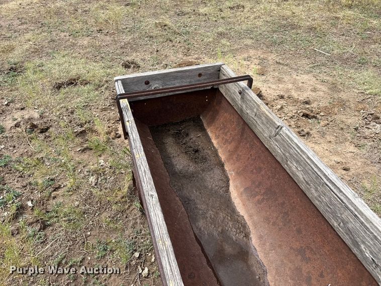 image for item DS6820 (9) feed bunks