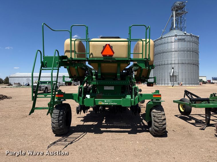 image for item DS6822 2010 Great Plains YP3025A-24TR twin row air seeder