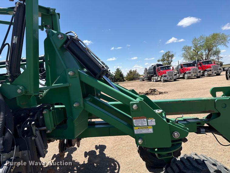 image for item DS6822 2010 Great Plains YP3025A-24TR twin row air seeder
