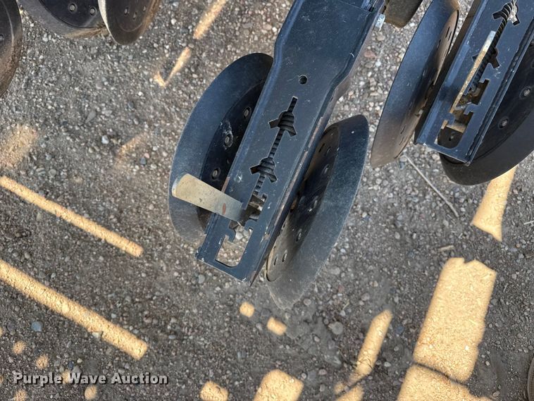 image for item DS6822 2010 Great Plains YP3025A-24TR twin row air seeder