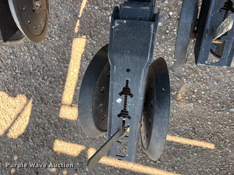 image for item DS6822 2010 Great Plains YP3025A-24TR twin row air seeder