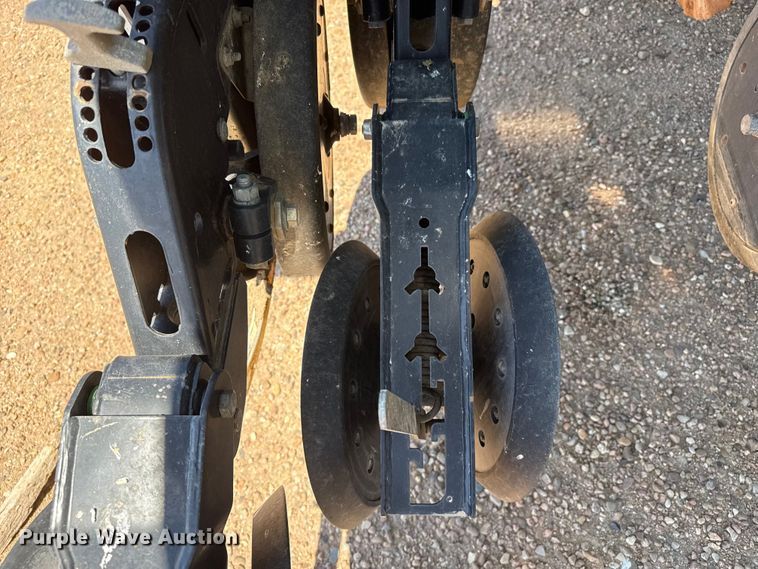 image for item DS6822 2010 Great Plains YP3025A-24TR twin row air seeder