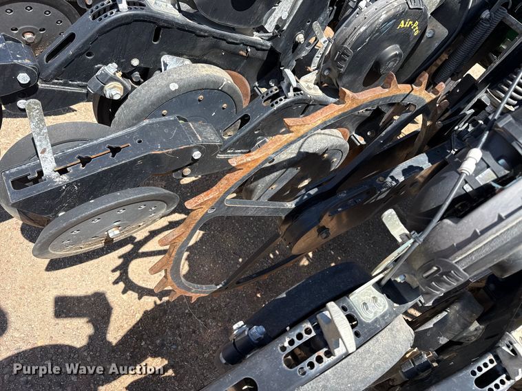 image for item DS6822 2010 Great Plains YP3025A-24TR twin row air seeder