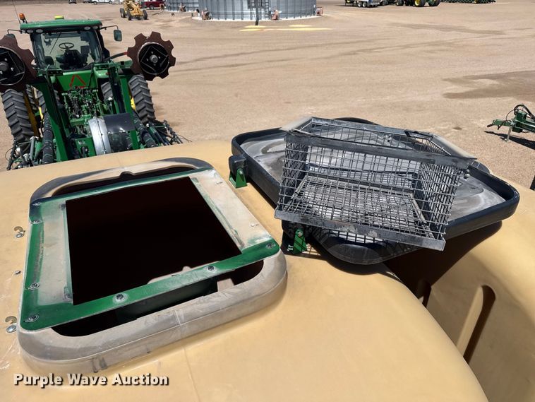 image for item DS6822 2010 Great Plains YP3025A-24TR twin row air seeder