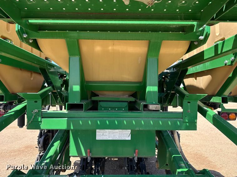 image for item DS6822 2010 Great Plains YP3025A-24TR twin row air seeder