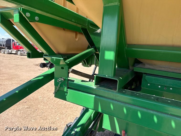 image for item DS6822 2010 Great Plains YP3025A-24TR twin row air seeder