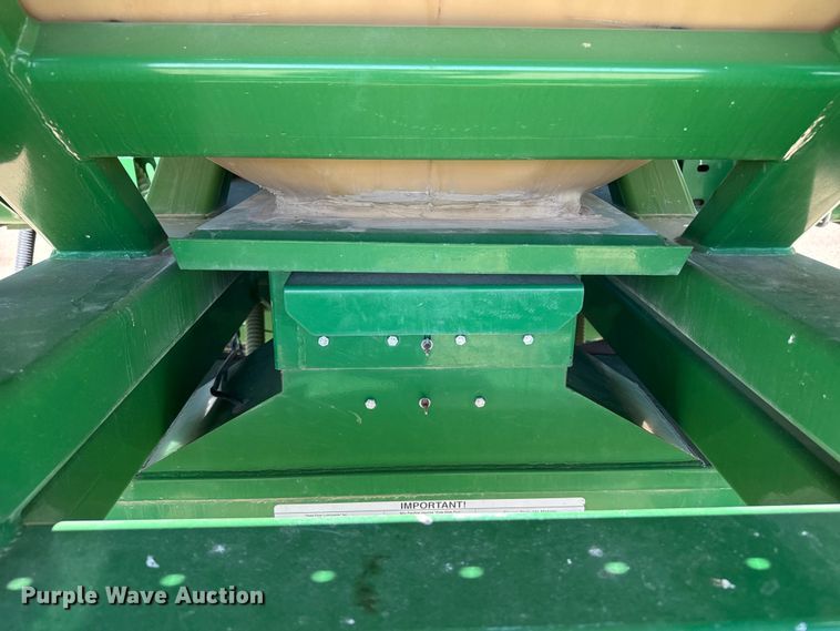 image for item DS6822 2010 Great Plains YP3025A-24TR twin row air seeder
