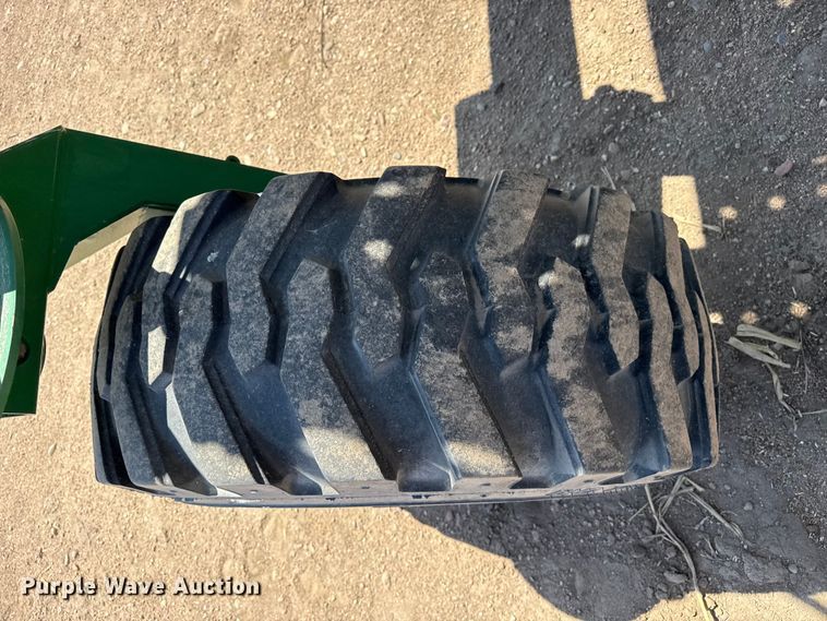 image for item DS6822 2010 Great Plains YP3025A-24TR twin row air seeder