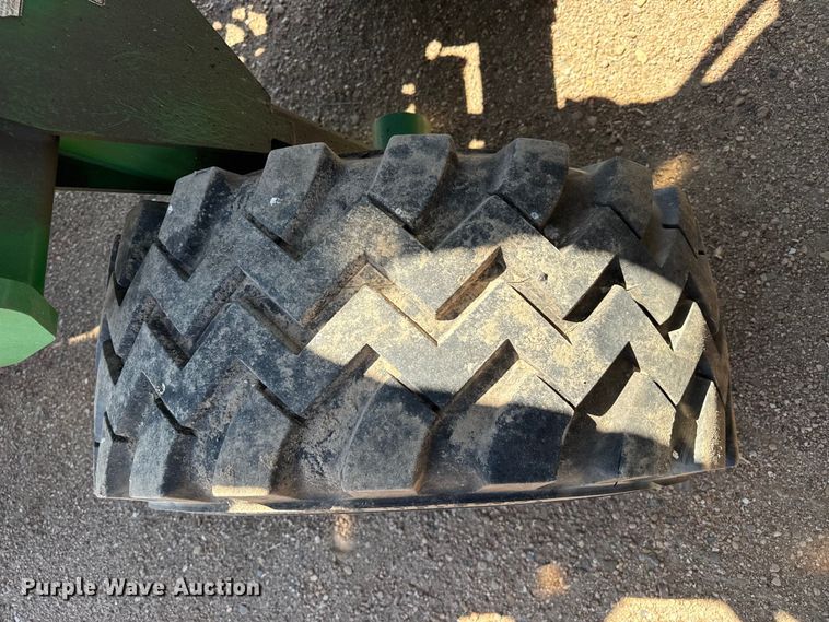 image for item DS6822 2010 Great Plains YP3025A-24TR twin row air seeder