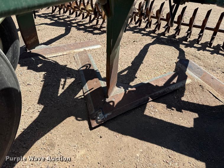 image for item DS6824 Quinstar LZ 5-40 sweep plow