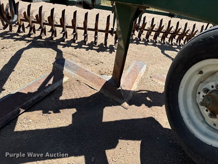 image for item DS6824 Quinstar LZ 5-40 sweep plow