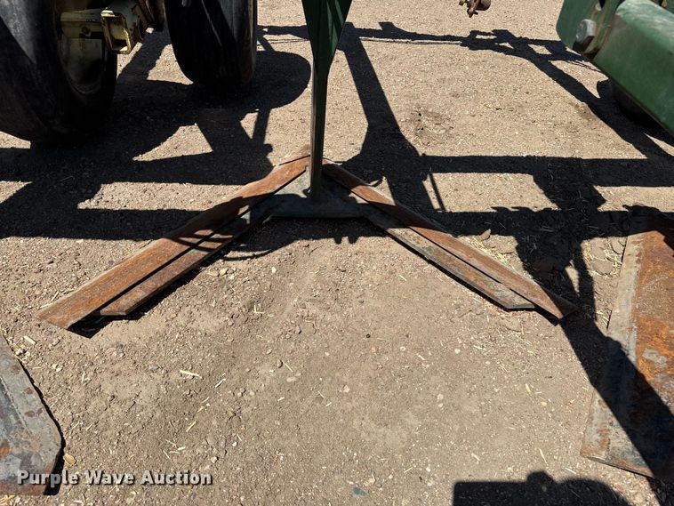 image for item DS6824 Quinstar LZ 5-40 sweep plow