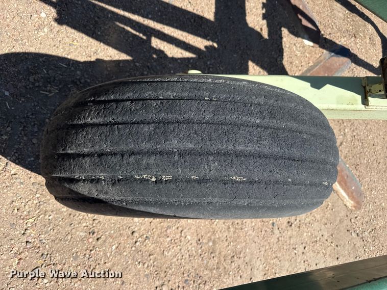 image for item DS6824 Quinstar LZ 5-40 sweep plow