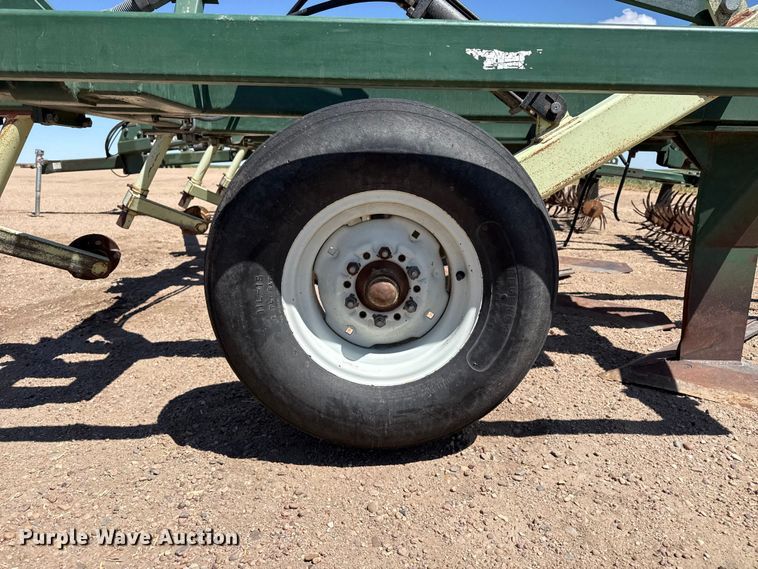 image for item DS6824 Quinstar LZ 5-40 sweep plow