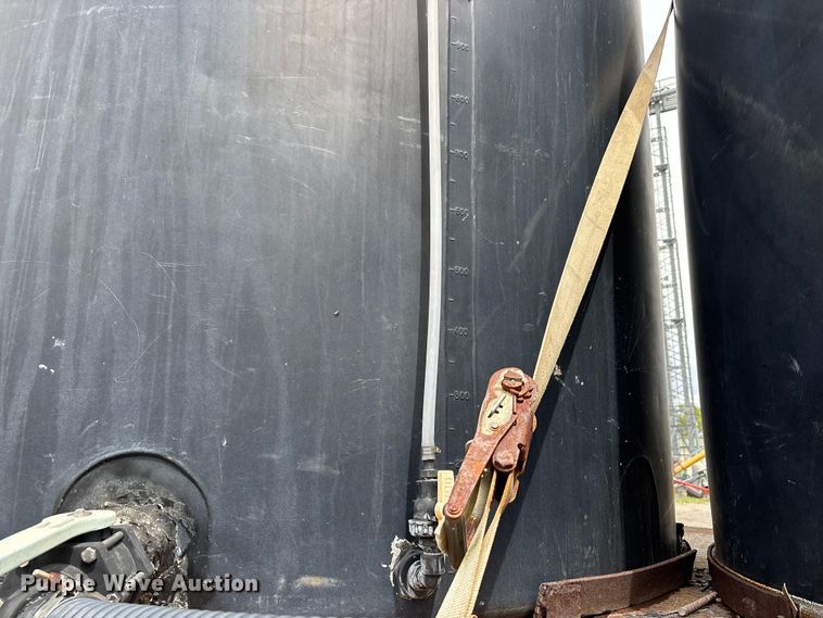 image for item DT0183 1988 Kenworth W90 flatbed truck