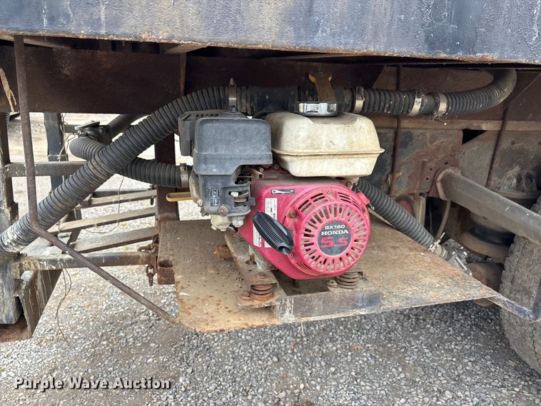 image for item DT0183 1988 Kenworth W90 flatbed truck