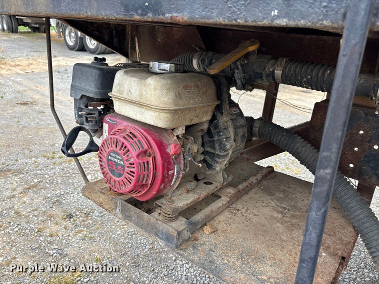 image for item DT0183 1988 Kenworth W90 flatbed truck