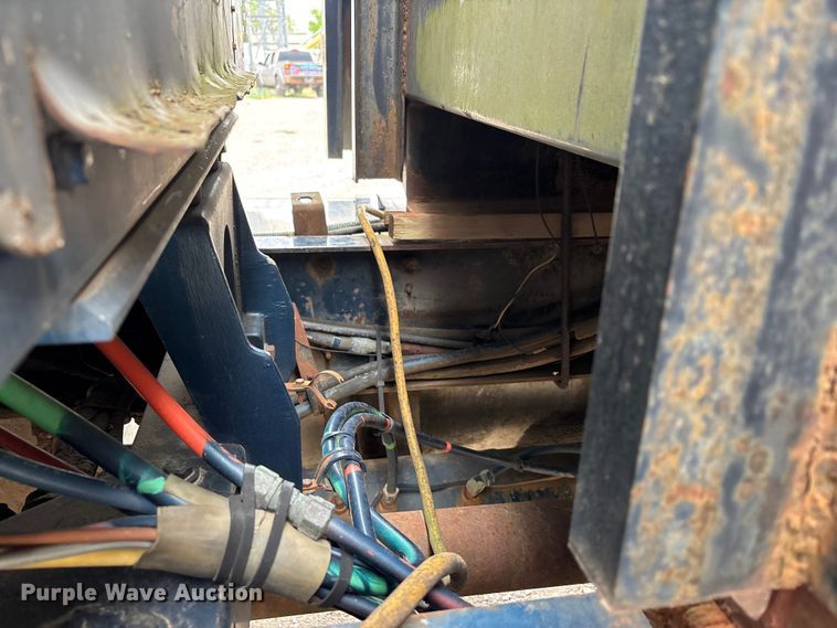 image for item DT0183 1988 Kenworth W90 flatbed truck