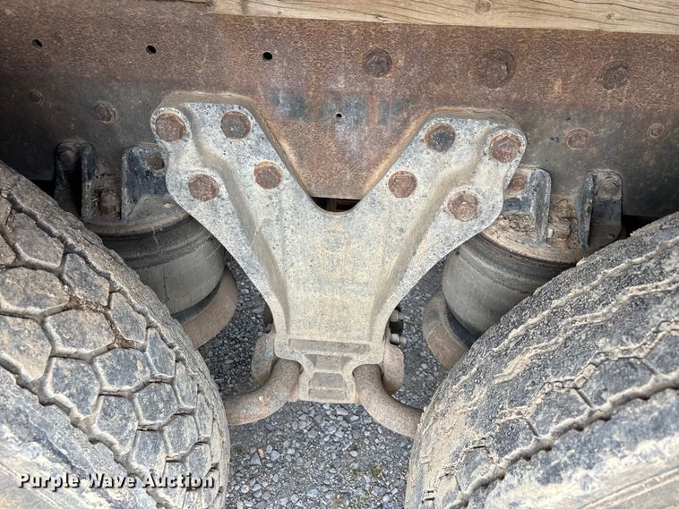 image for item DT0183 1988 Kenworth W90 flatbed truck